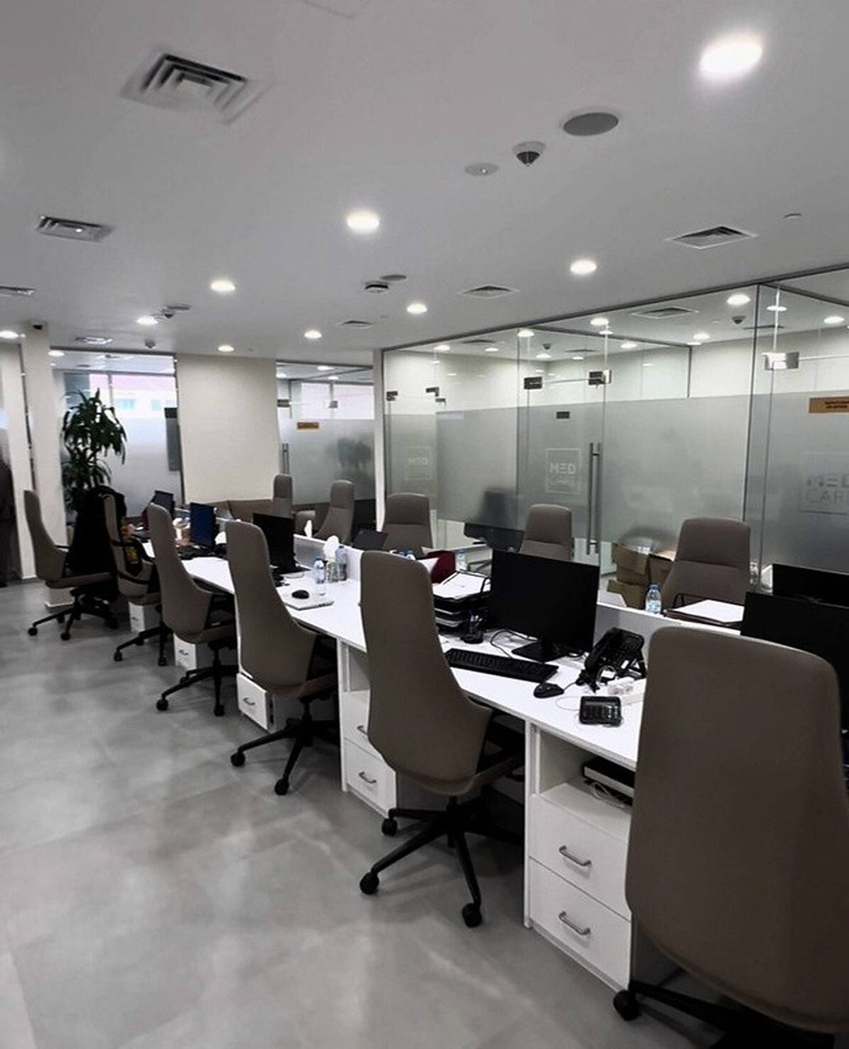 Medcare Hospital Sharjah — Three-floor full renovation — design & build
